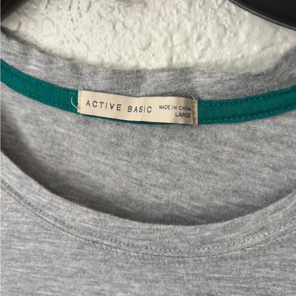 Women’s Top Active Basic - Picture 4 of 7